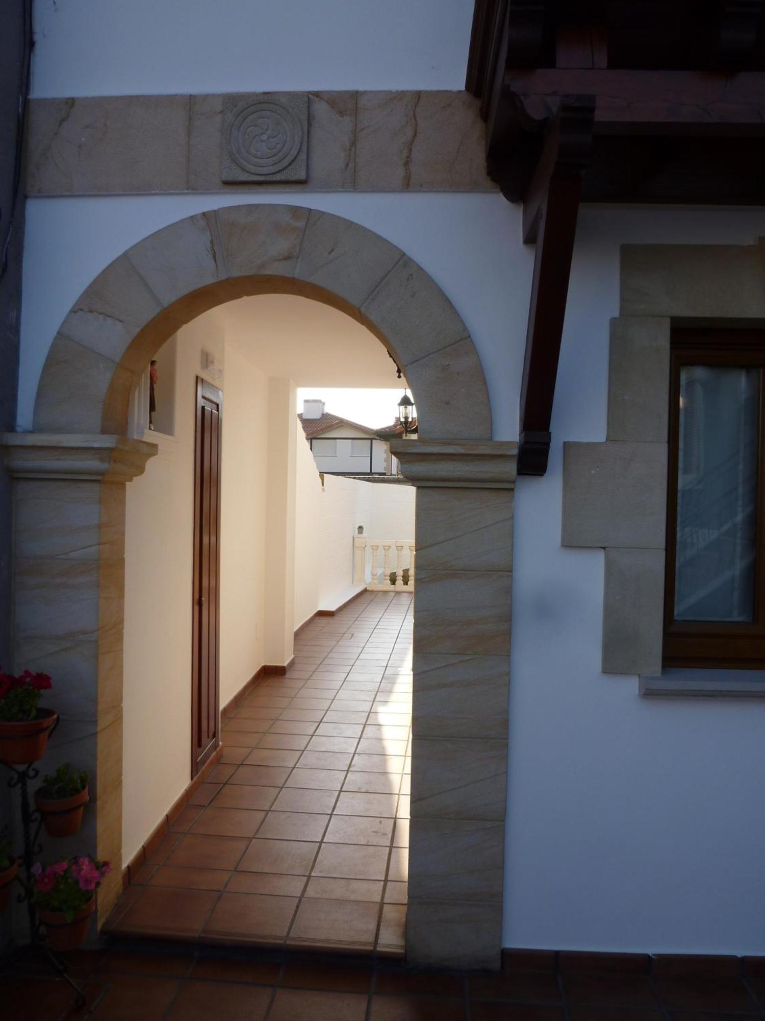 Apartamentos La Fuente De Enmedio Suances Exteriör bild