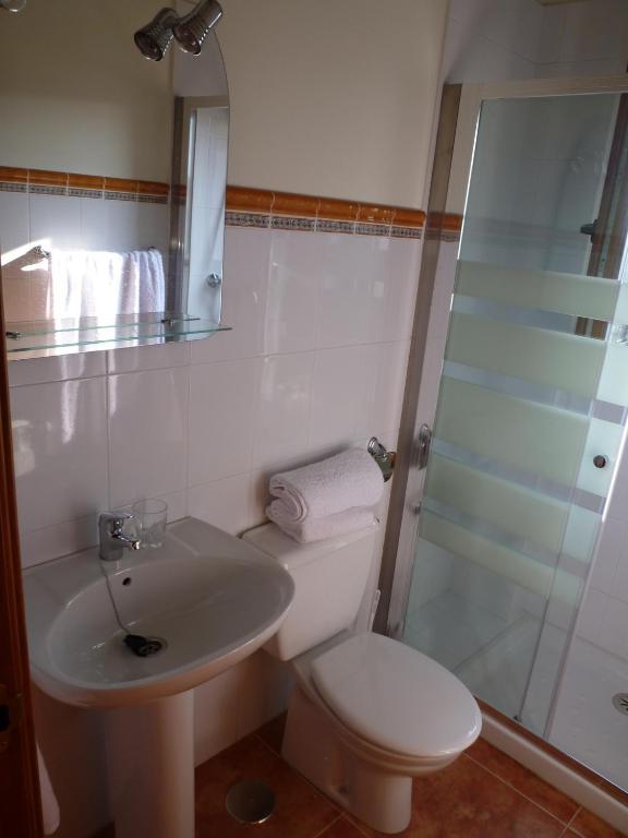 Apartamentos La Fuente De Enmedio Suances Rum bild